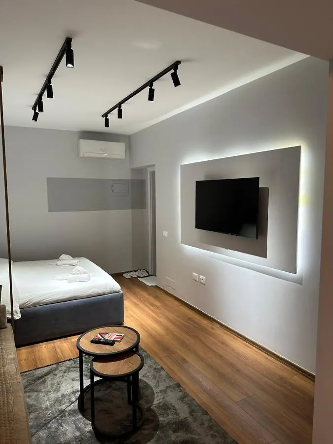 4Seasonsgea , Studio Apartment In Heart Of Tirana Albania