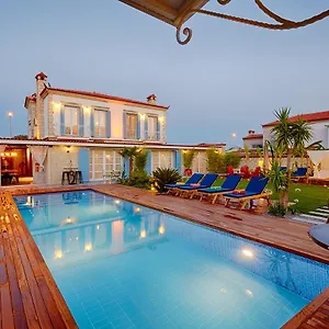 Alakapi & Villa Alaçatı